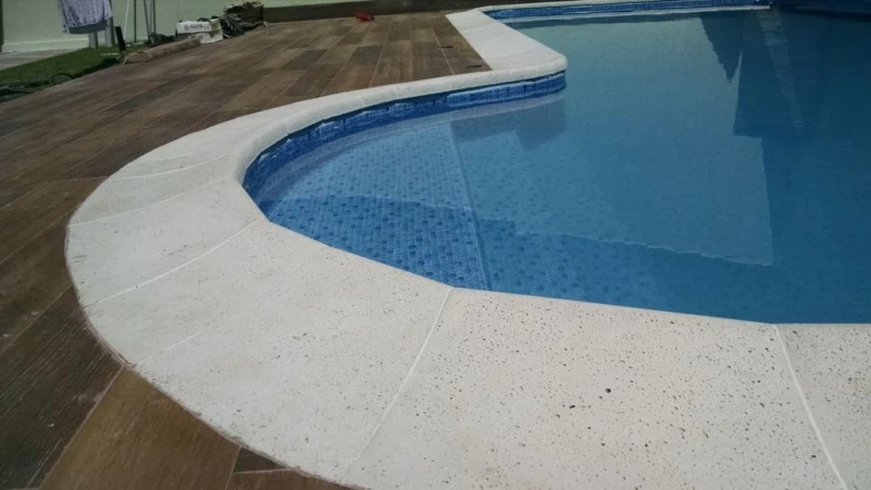 piso de piscina