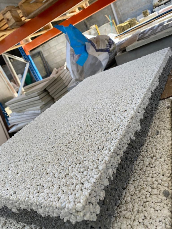 Preço de Piso Drenante de Concreto Uruaçu - Piso Permeável área Externa Preço de Piso Drenante de Concreto Uruaçu - Piso Permeável área Externa