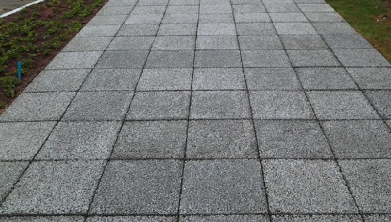 Preço de Piso Permeável Drenante Cristalina - Piso Permeável área Externa Preço de Piso Permeável Drenante Cristalina - Piso Permeável área Externa